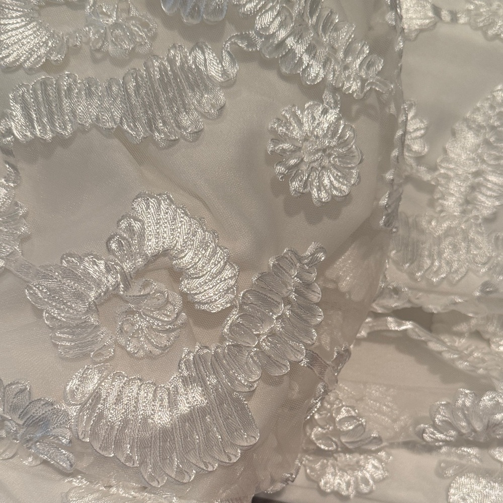 Leilani Strapless White Lace Midi Dress - Picture 7 of 8